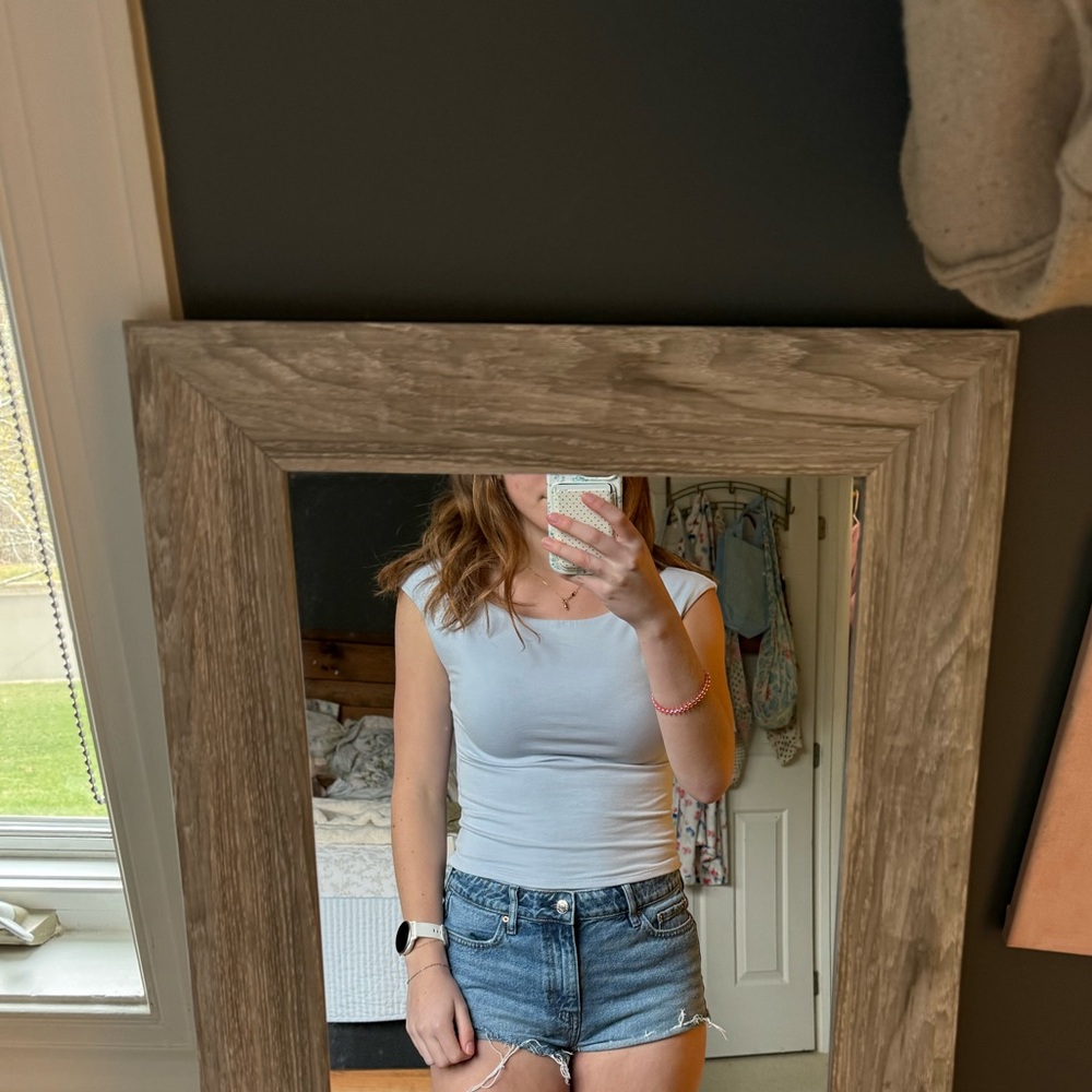 Olive & Oak Light Blue Short Sleeve Top